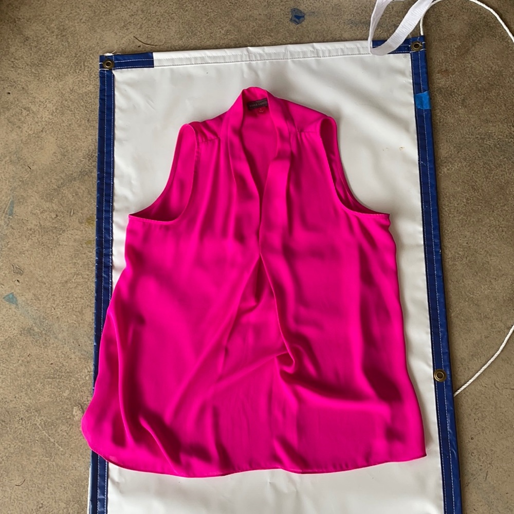 Cute pink top